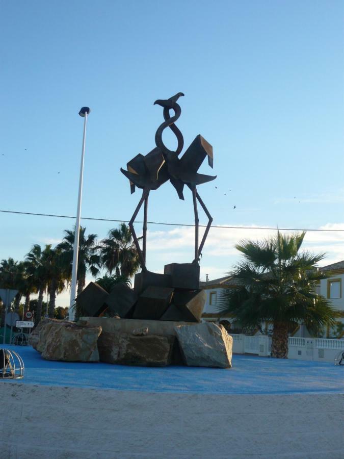 Chalet I Con Terraza En La Playa San Pedro del Pinatar Exteriör bild