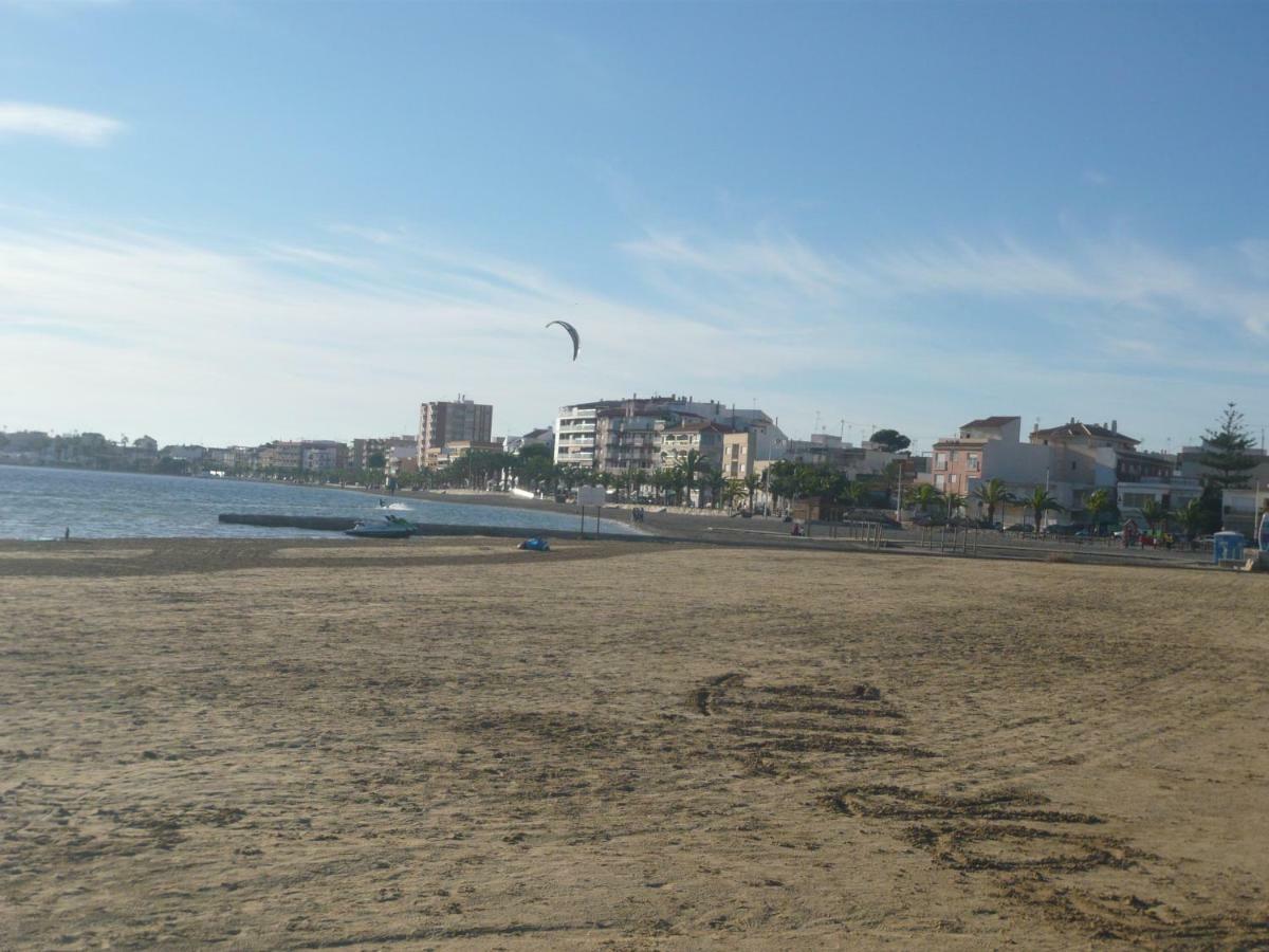 Chalet I Con Terraza En La Playa San Pedro del Pinatar Exteriör bild